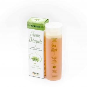 MOUSSE DETERGENTE NUTRITIVA CAPELLI E CORPO